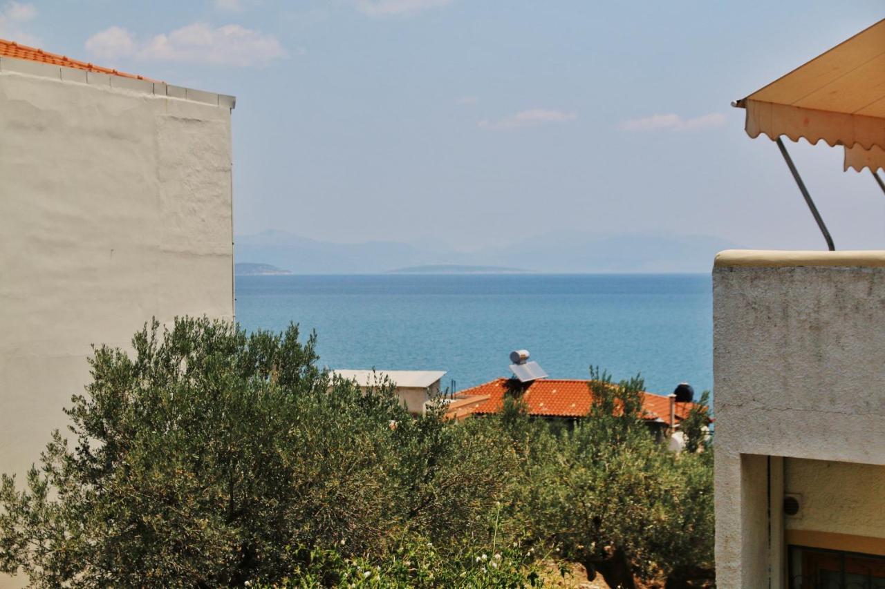 2 Space - Selfcatering Apartment Helen No 7 Xiropigado Buitenkant foto